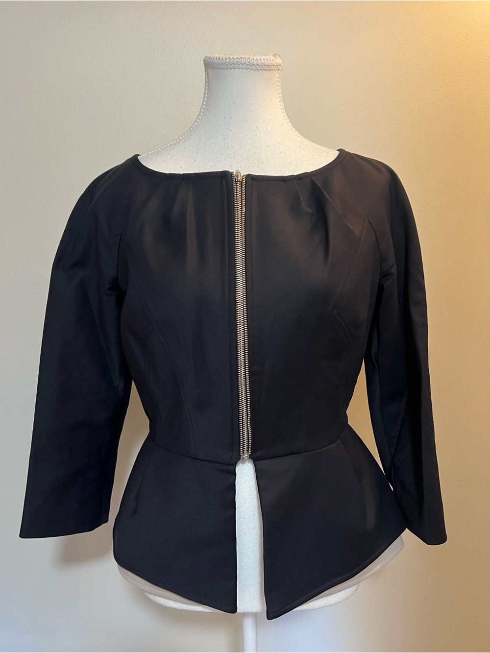 Andy Thê-Anh Black Structured Peplum Zip Jacket Size 6 Made in Canada